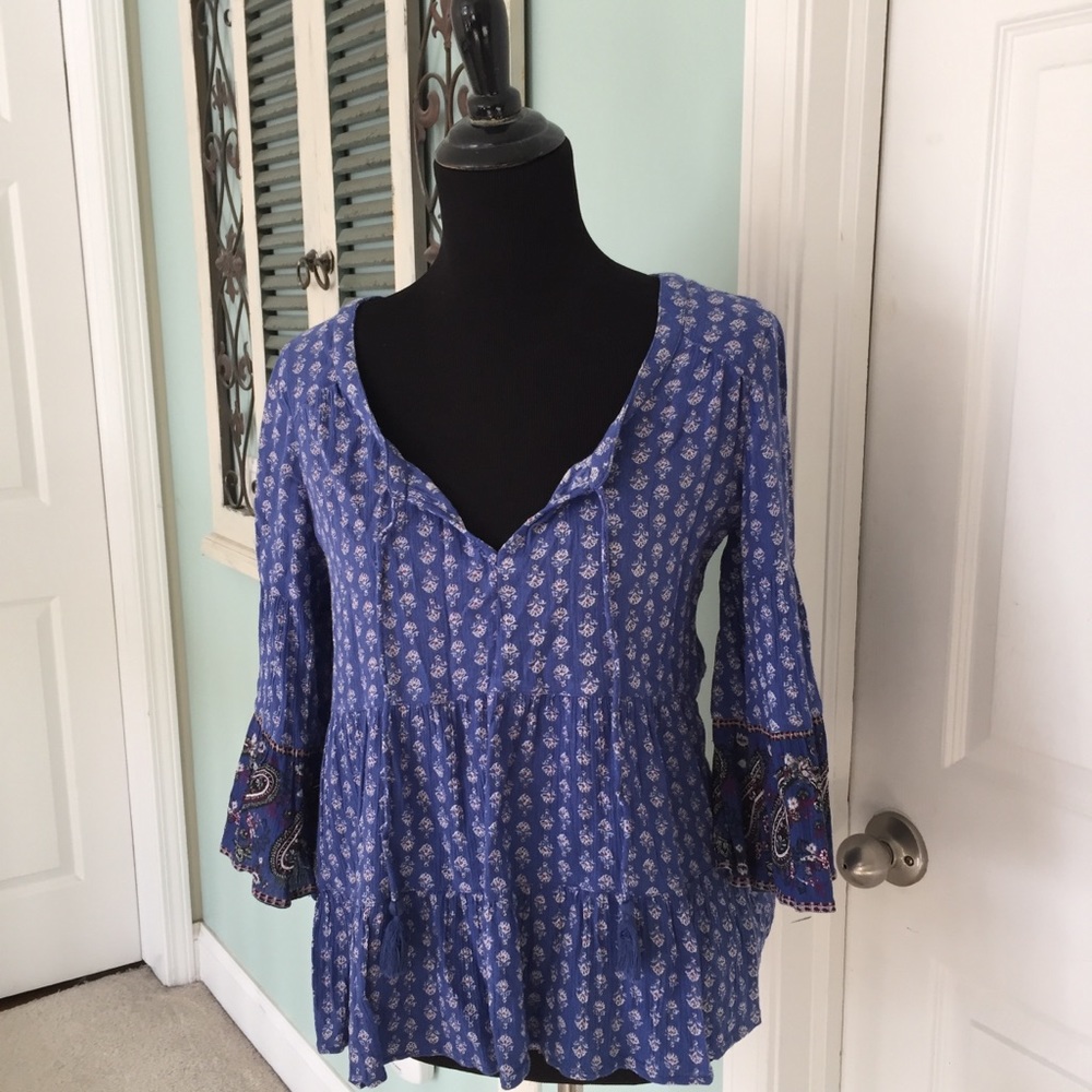 American Eagle 3 Tiered Bohemian Blouse Size M